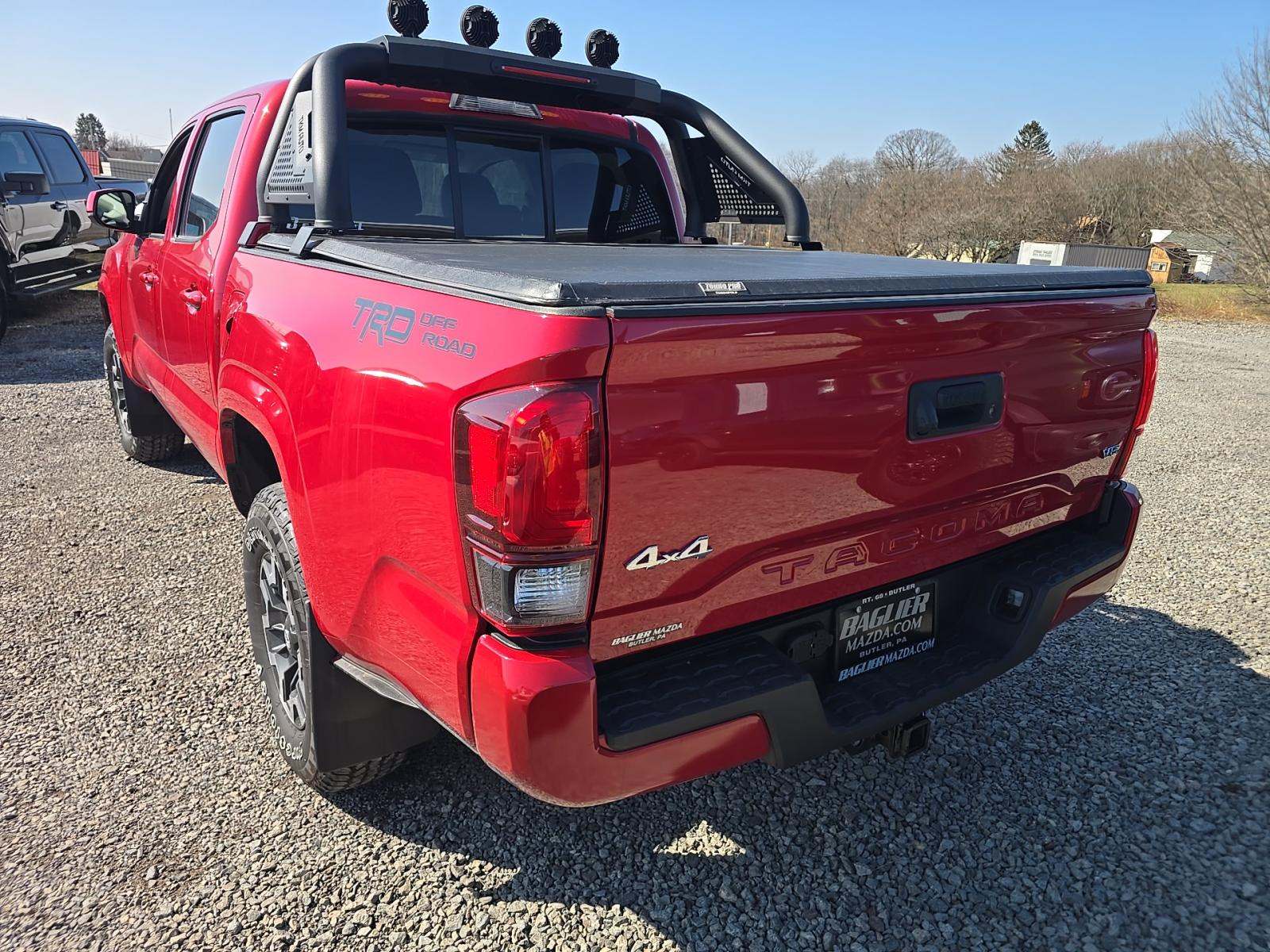 2022 Toyota Tacoma SR AWD