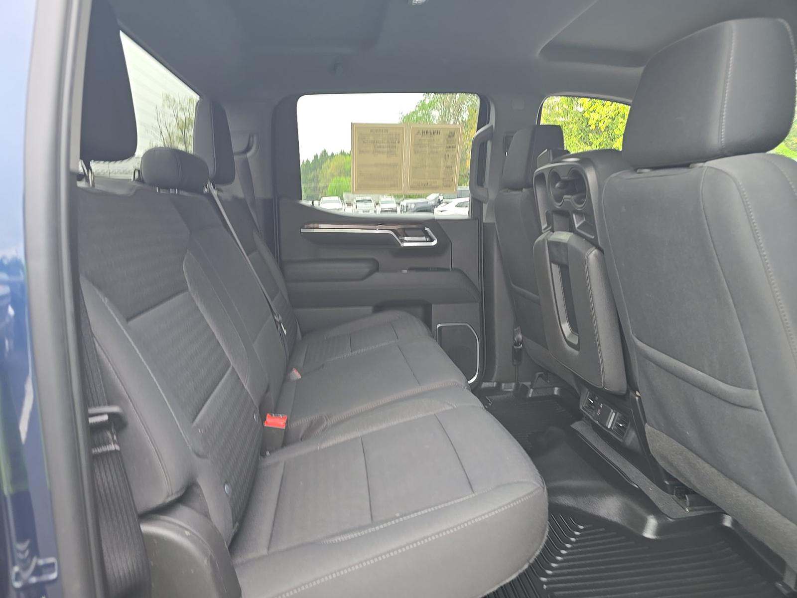 2022 Chevrolet Silverado 1500 LT AWD