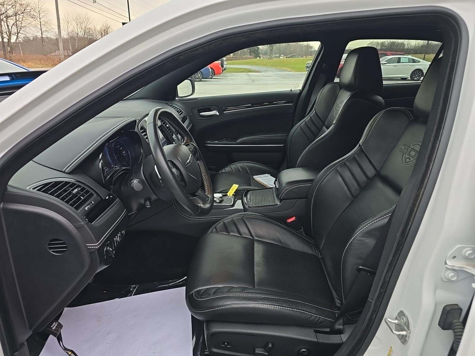 2023 Chrysler 300 C RWD