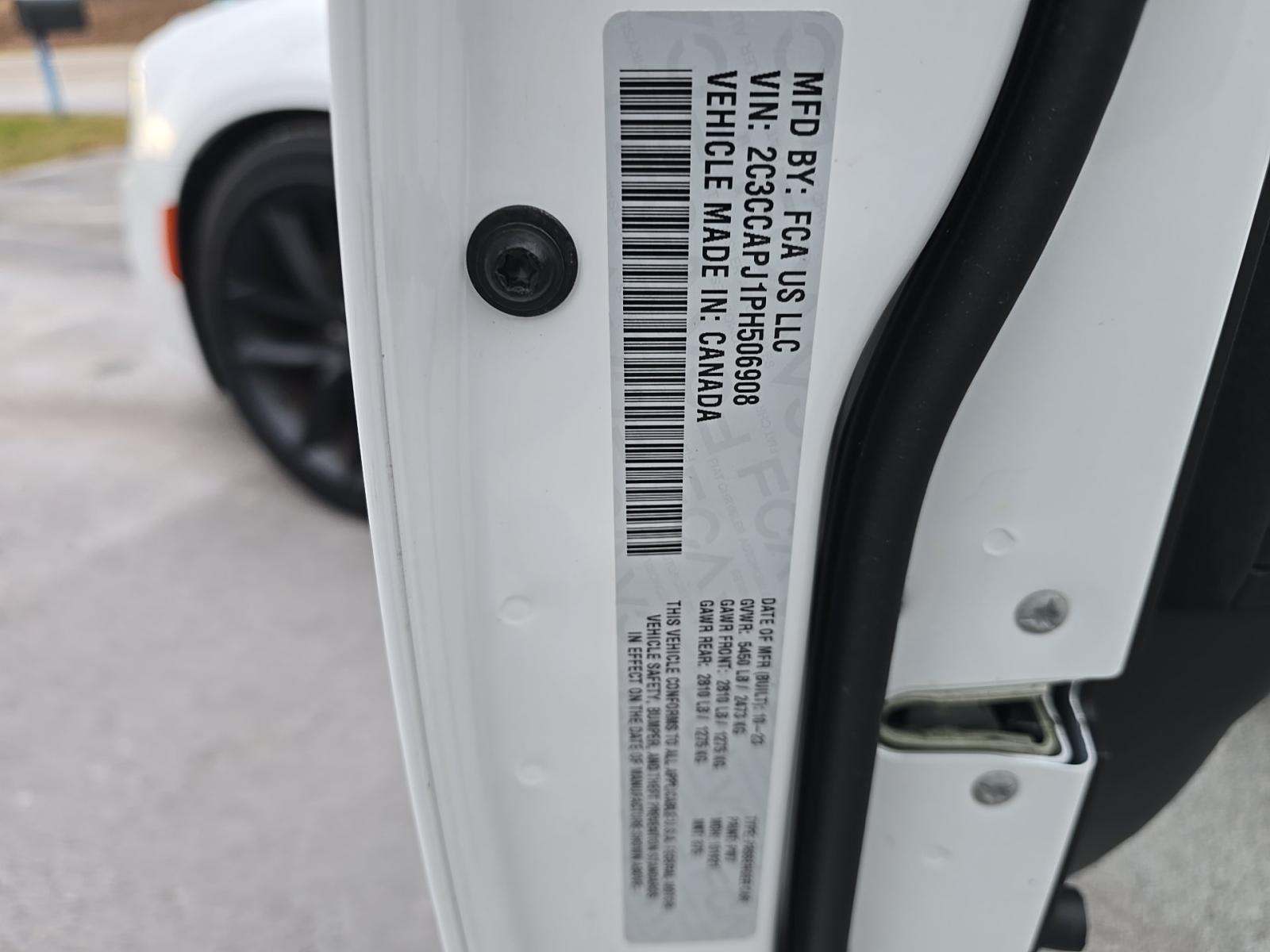 2023 Chrysler 300 C RWD