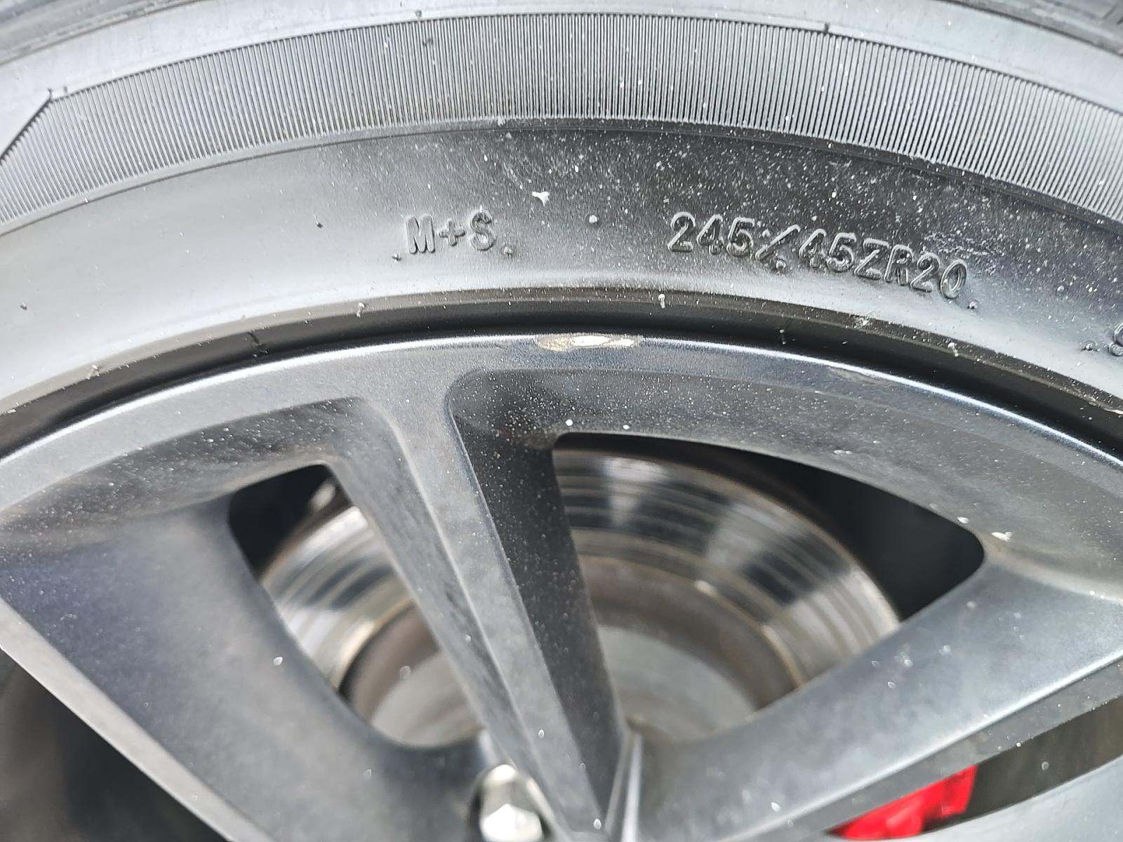 2023 Chrysler 300 C RWD