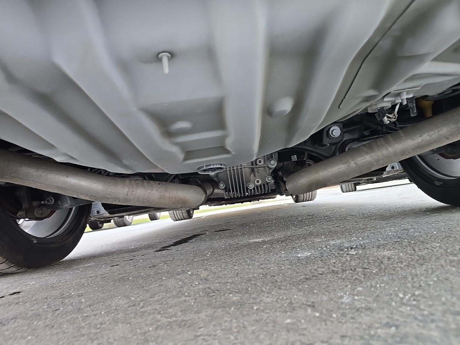 2023 Chrysler 300 C RWD