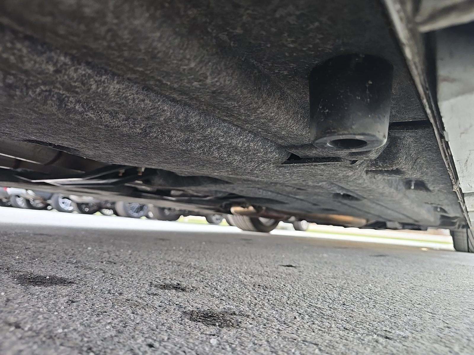 2023 Chrysler 300 C RWD