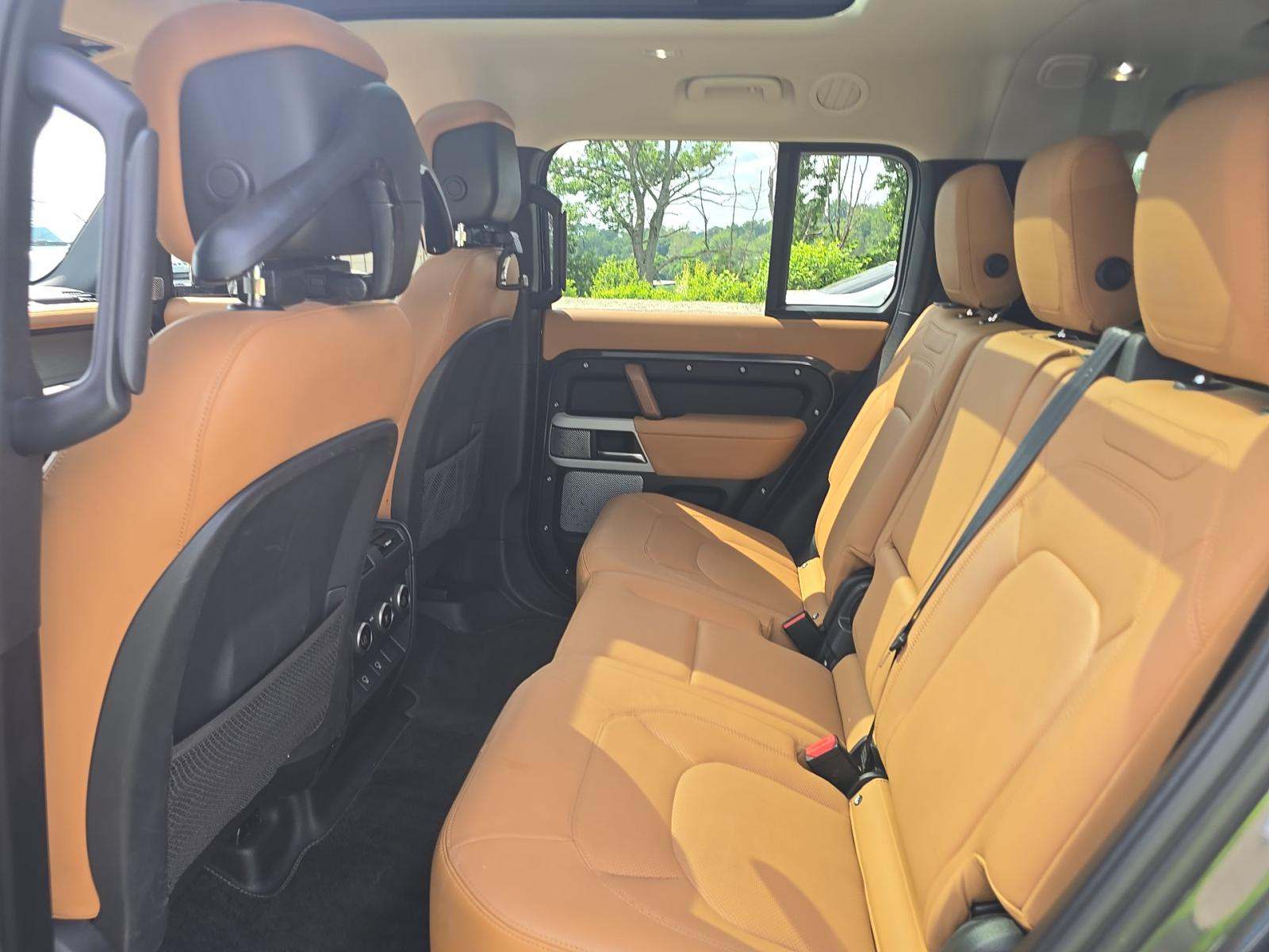 2023 Land Rover Defender 130 First Edition AWD