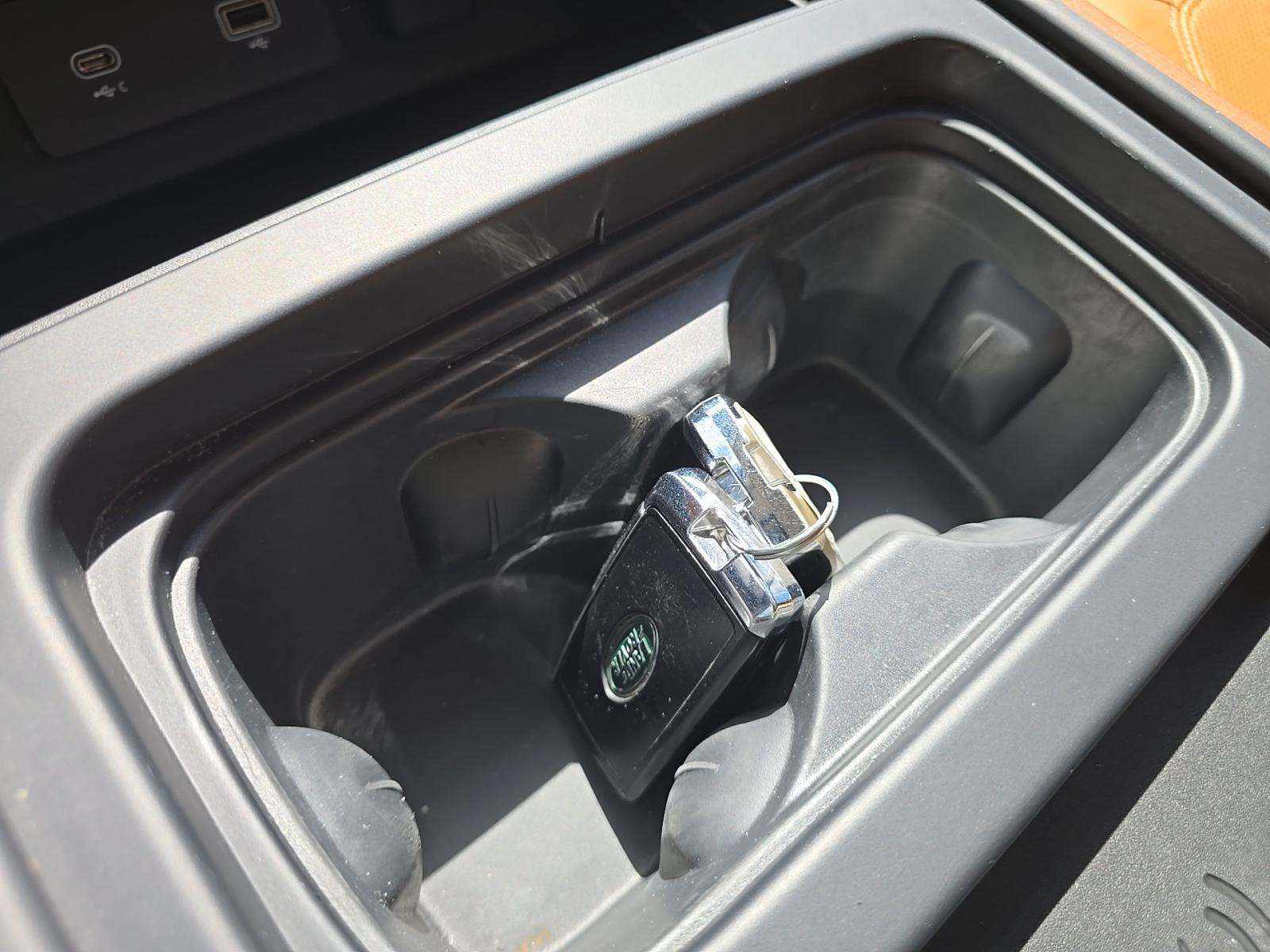 2023 Land Rover Defender 130 First Edition AWD