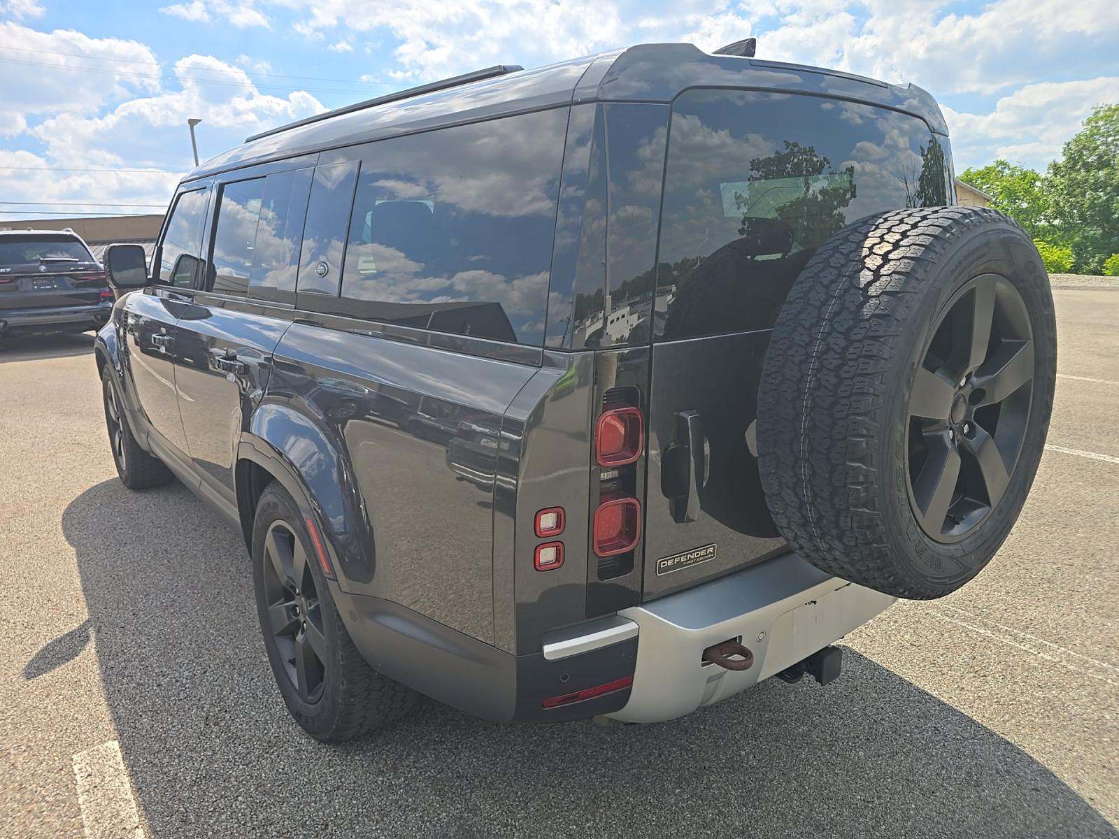 2023 Land Rover Defender 130 First Edition AWD