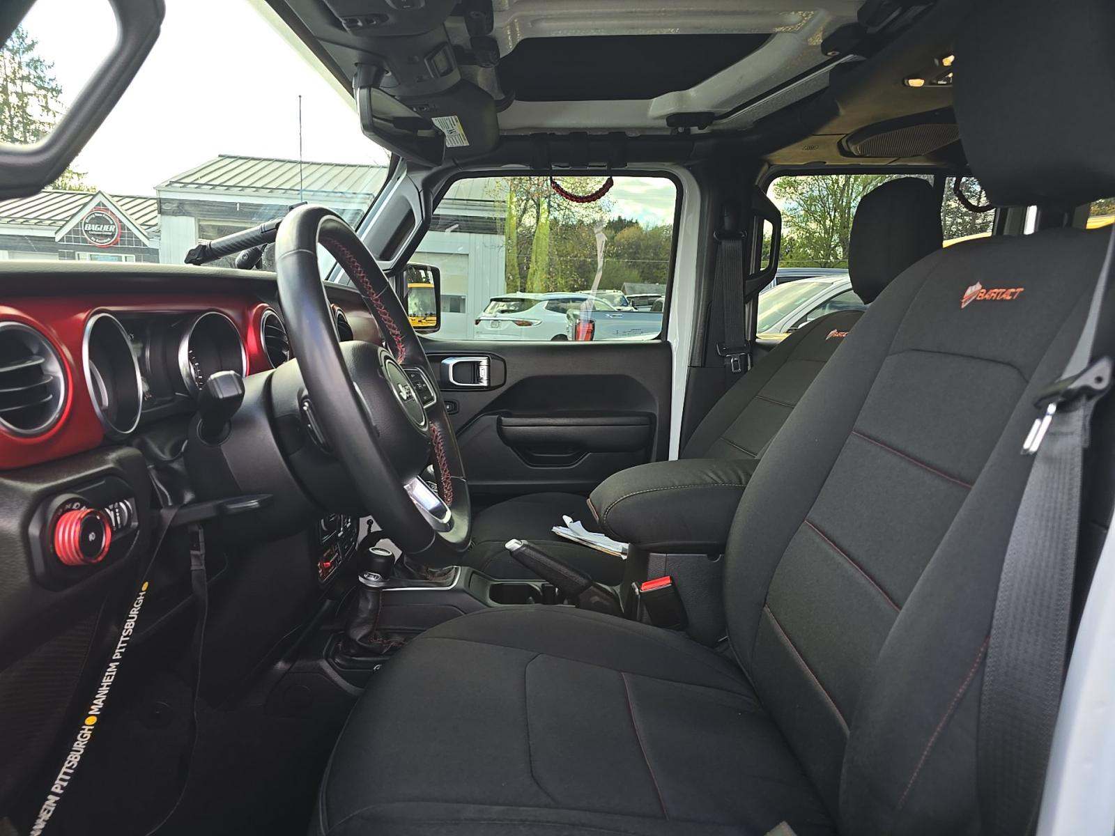 JEEP UNLIMITED RUBICON - 6