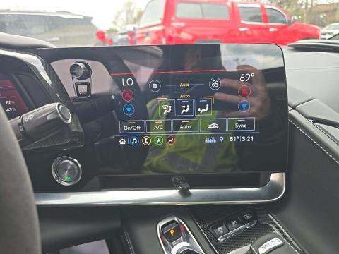 CHEVROLET STINGRAY - 10