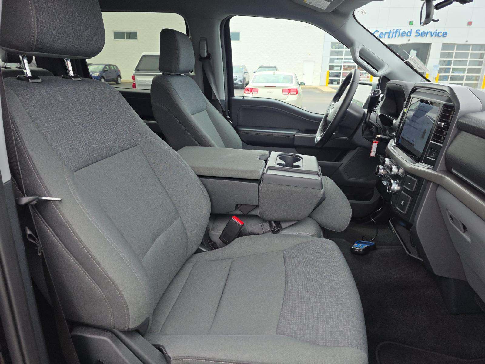 2025 Ford F-150 XLT AWD