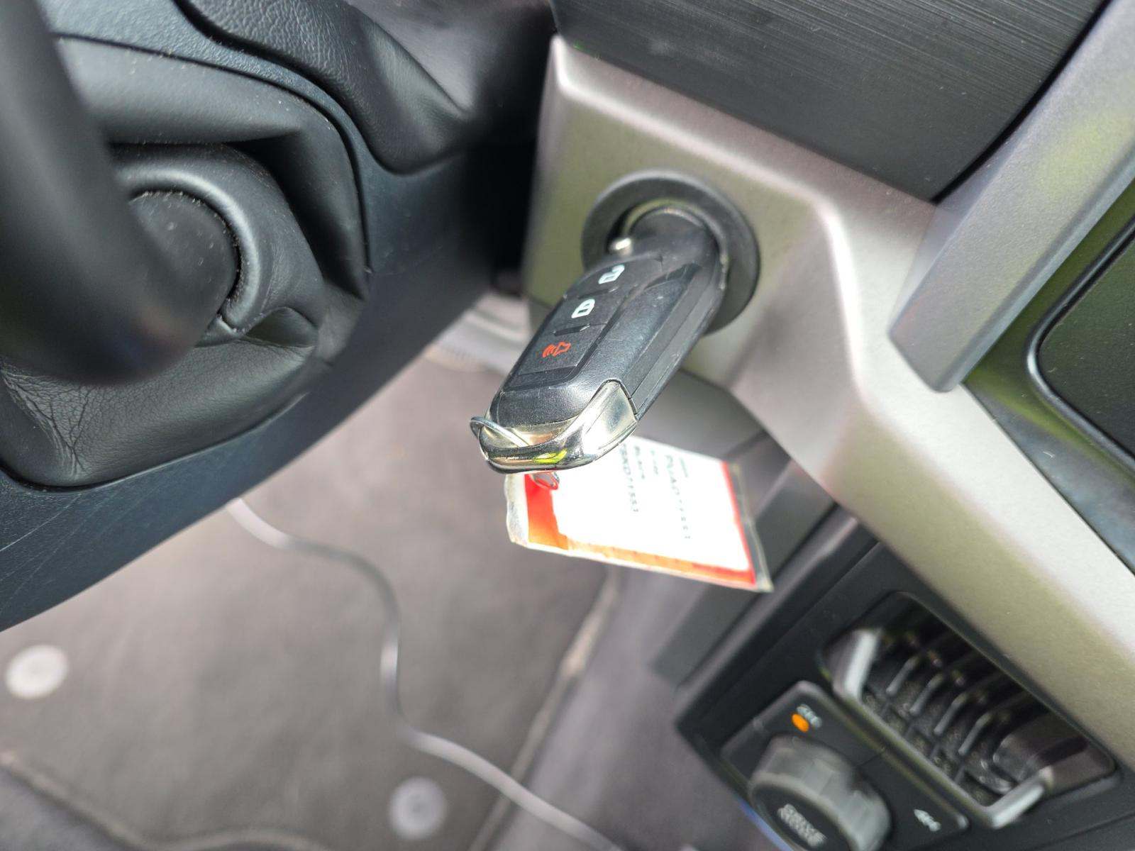 2025 Ford F-150 XLT AWD