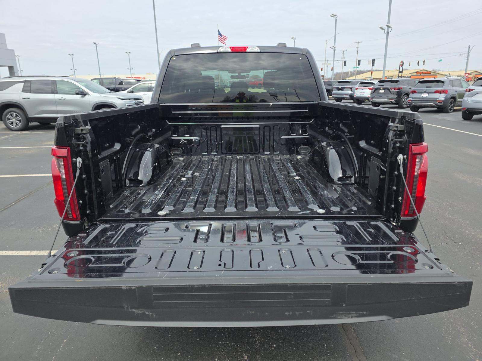 2025 Ford F-150 XLT AWD