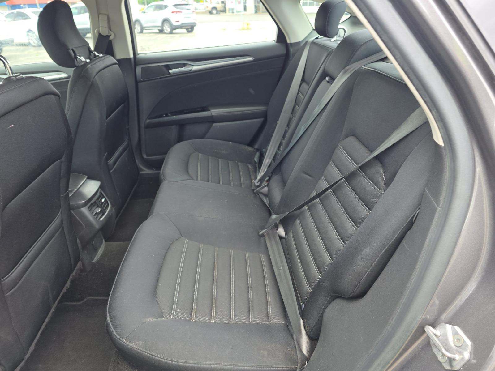 FORD FUSION - 9