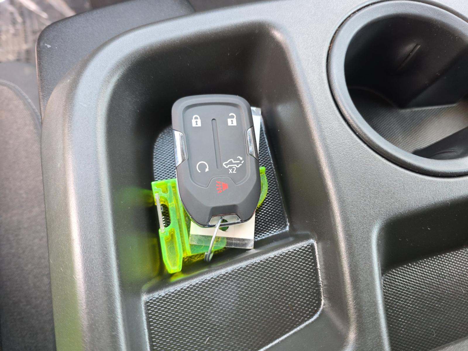 CHEVROLET SILVERADO - 4