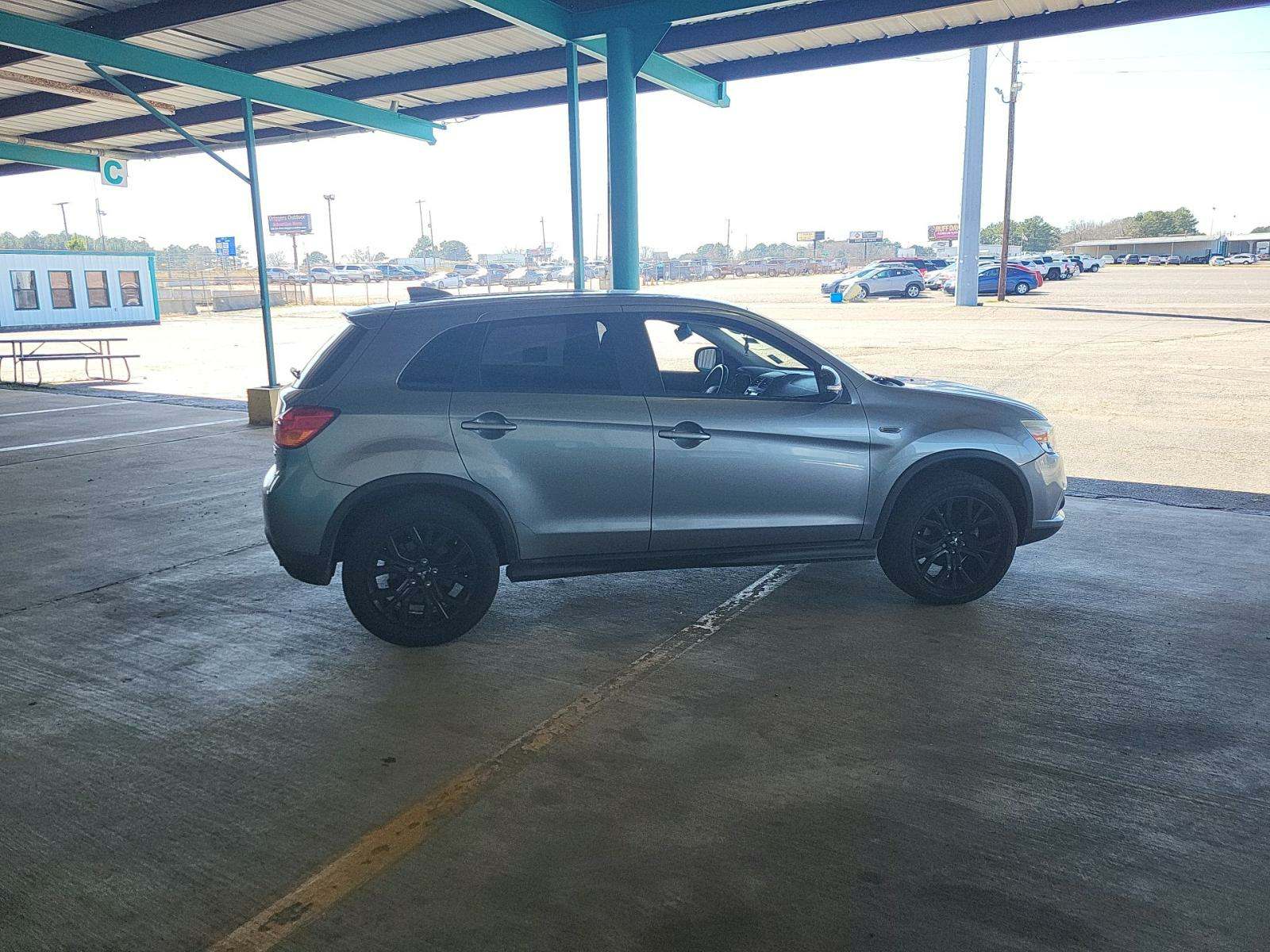 2017 Mitsubishi Outlander Sport LE FWD