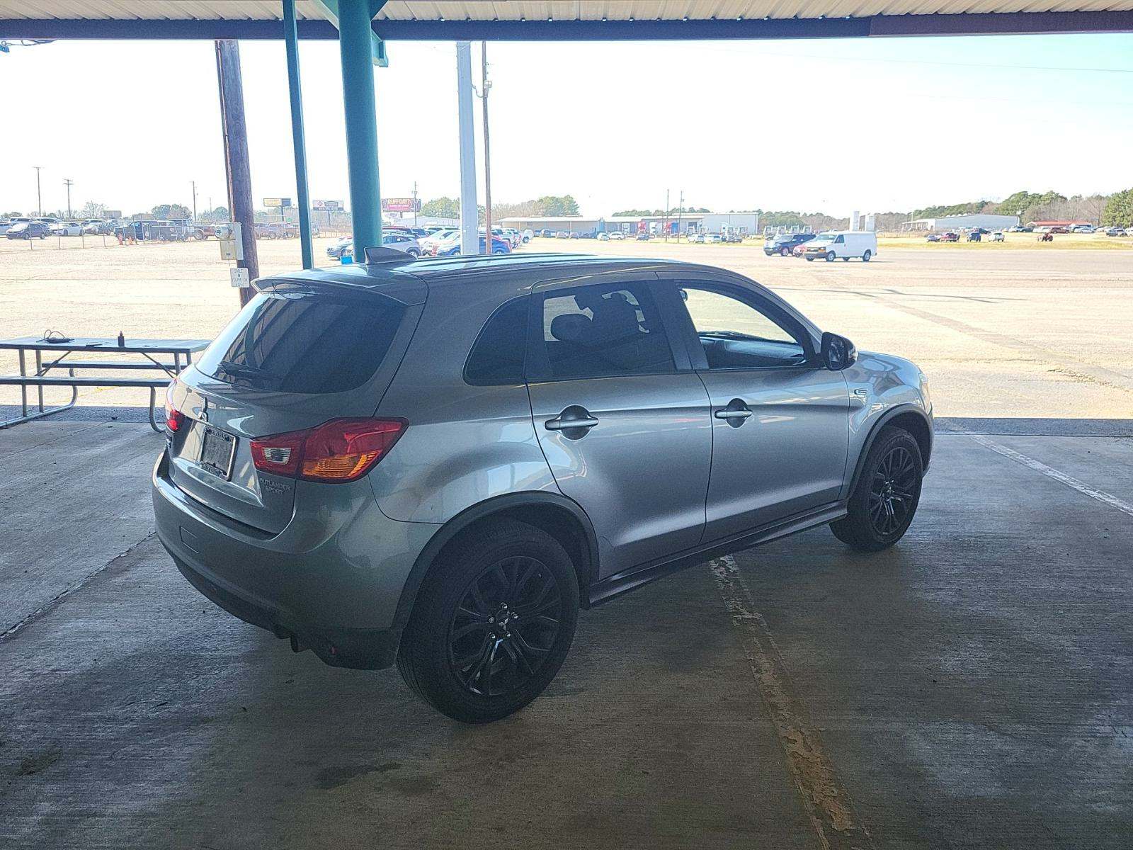 2017 Mitsubishi Outlander Sport LE FWD