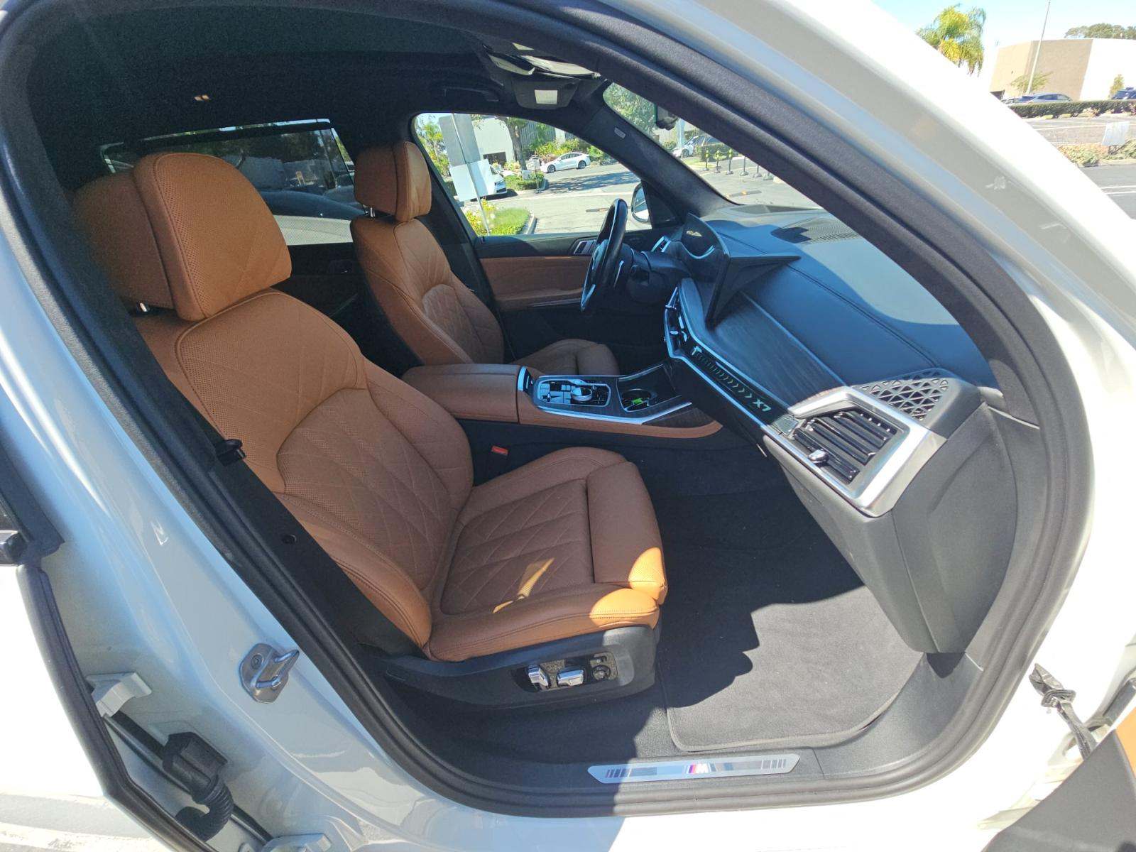 2024 BMW X7 xDrive40i AWD
