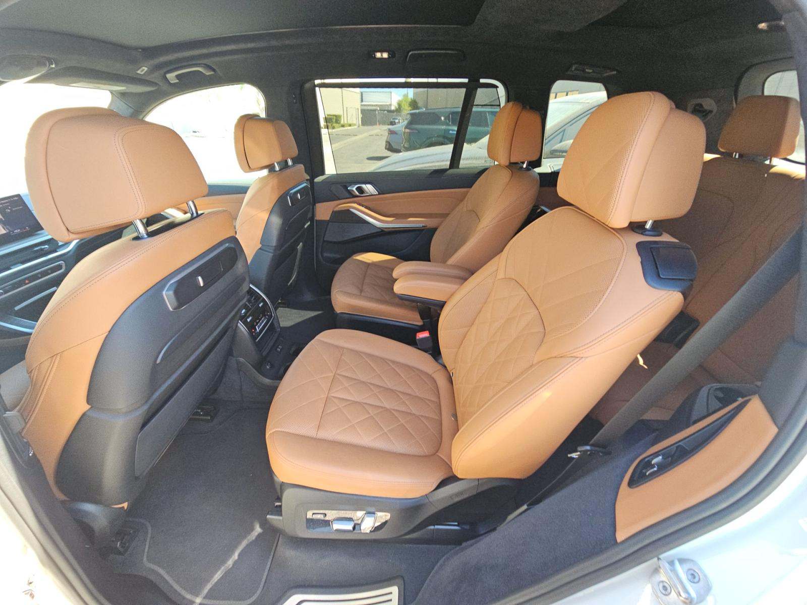 2024 BMW X7 xDrive40i AWD