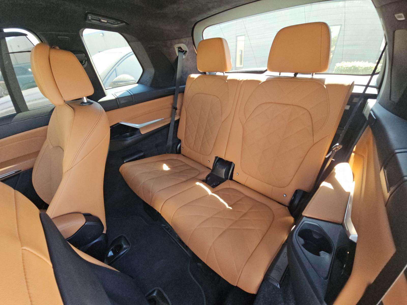 2024 BMW X7 xDrive40i AWD