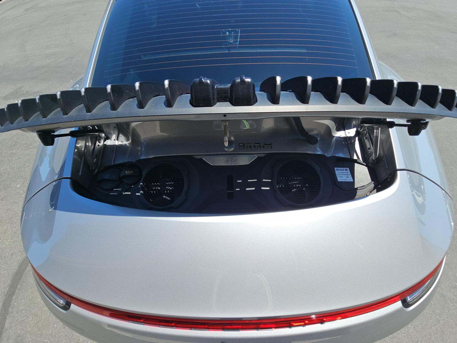 2020 Porsche 911 Carrera RWD