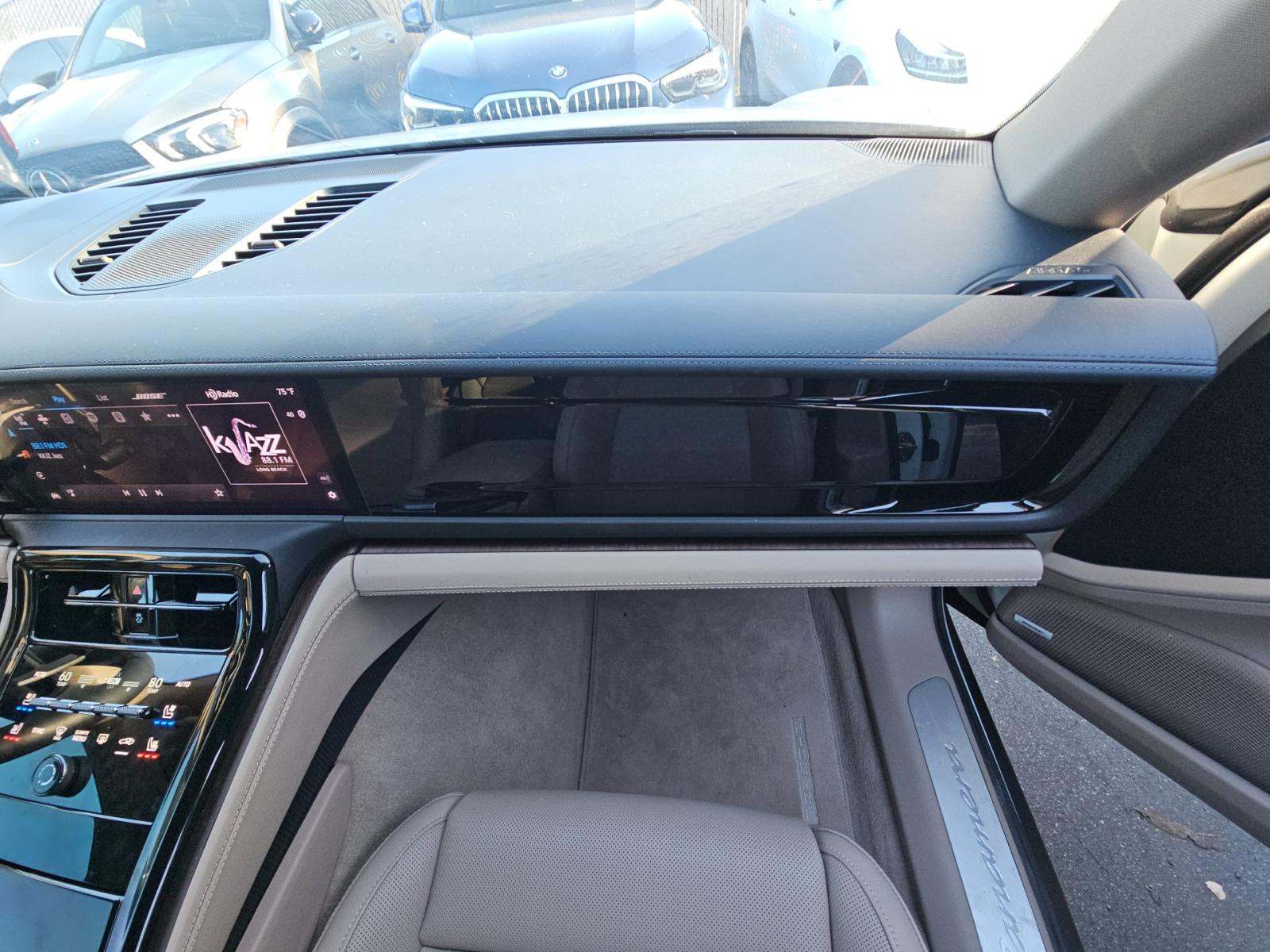 2024 Porsche Panamera Base RWD