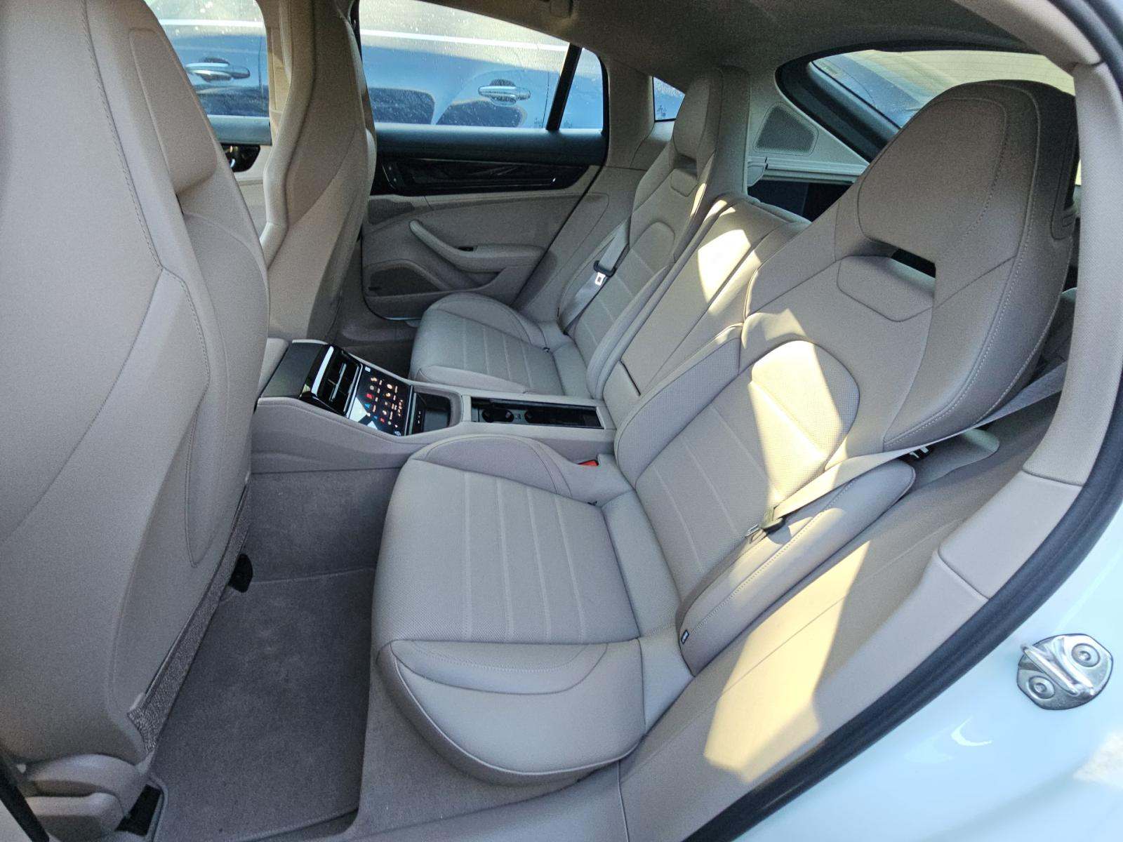 2024 Porsche Panamera Base RWD