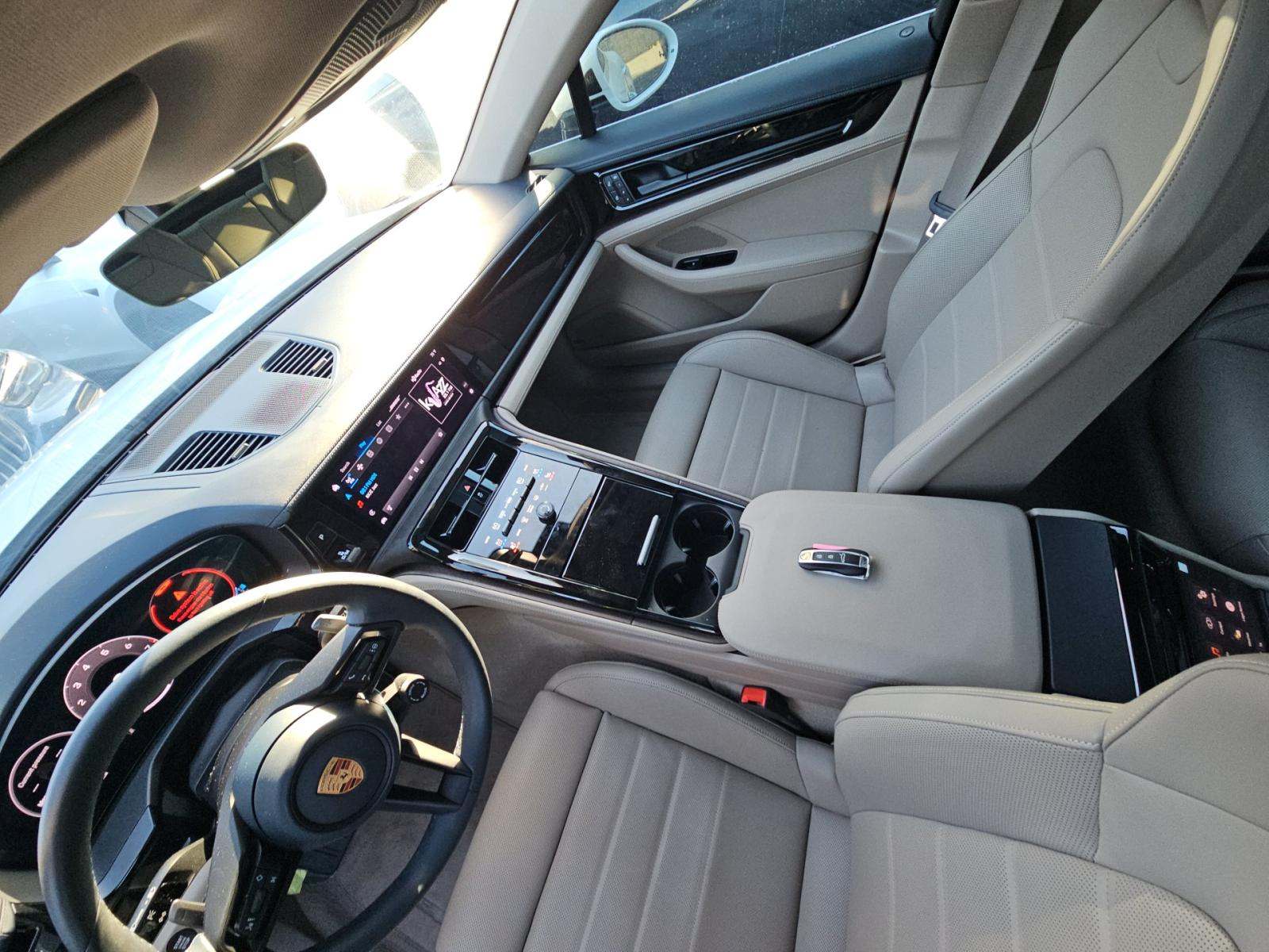 2024 Porsche Panamera Base RWD