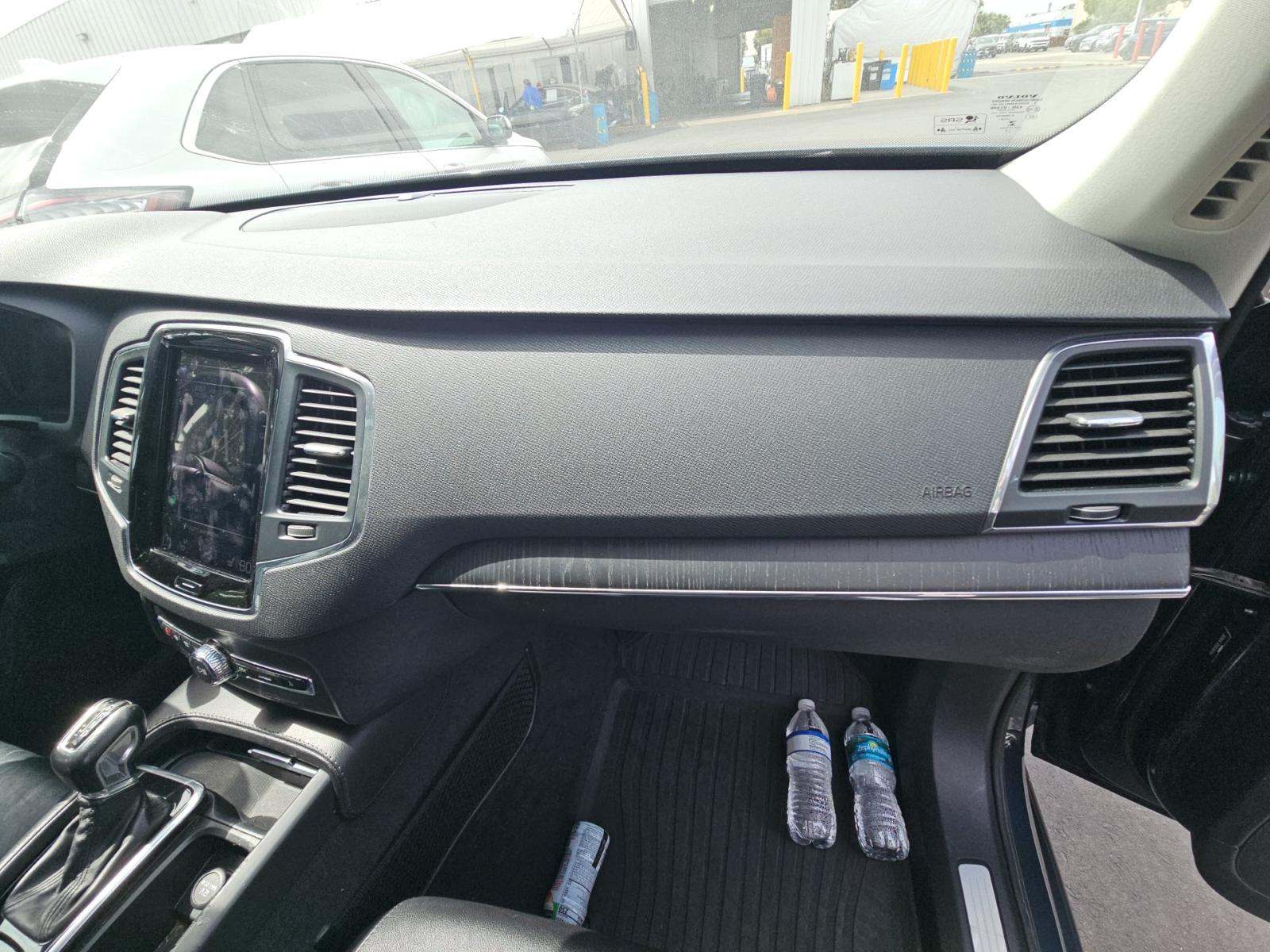 2020 Volvo XC90 T5 Momentum FWD