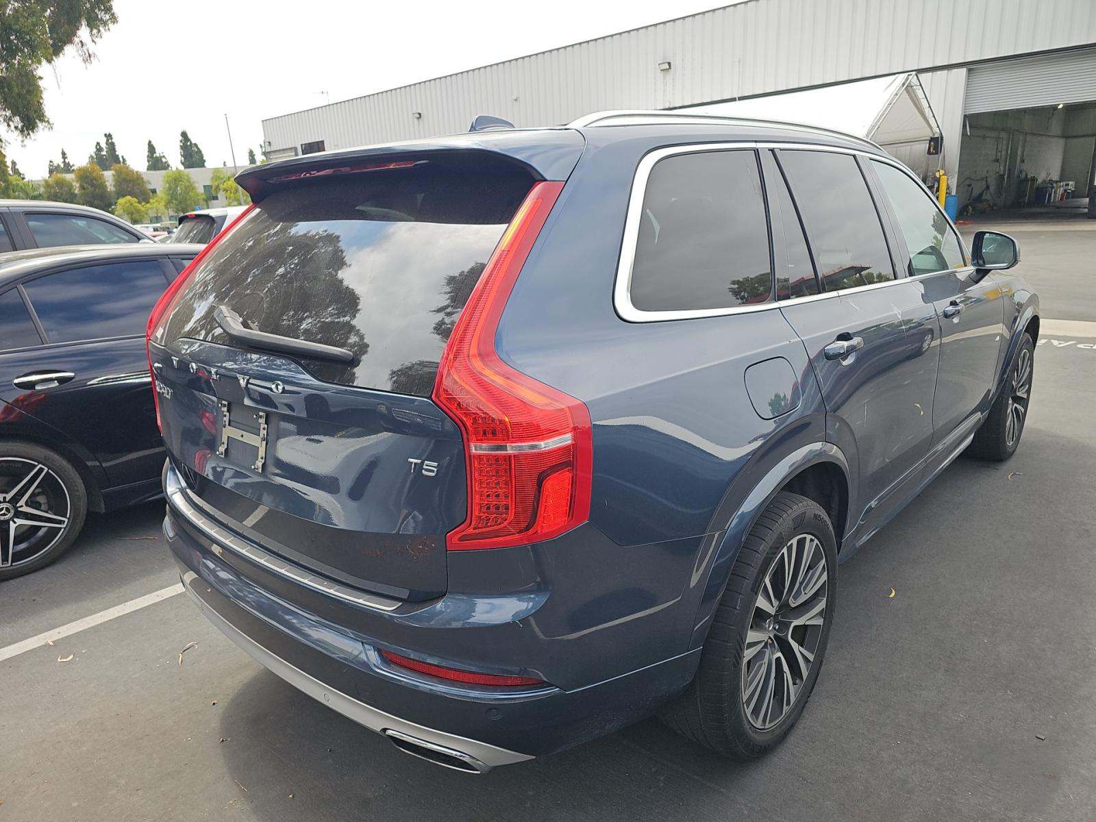 2020 Volvo XC90 T5 Momentum FWD