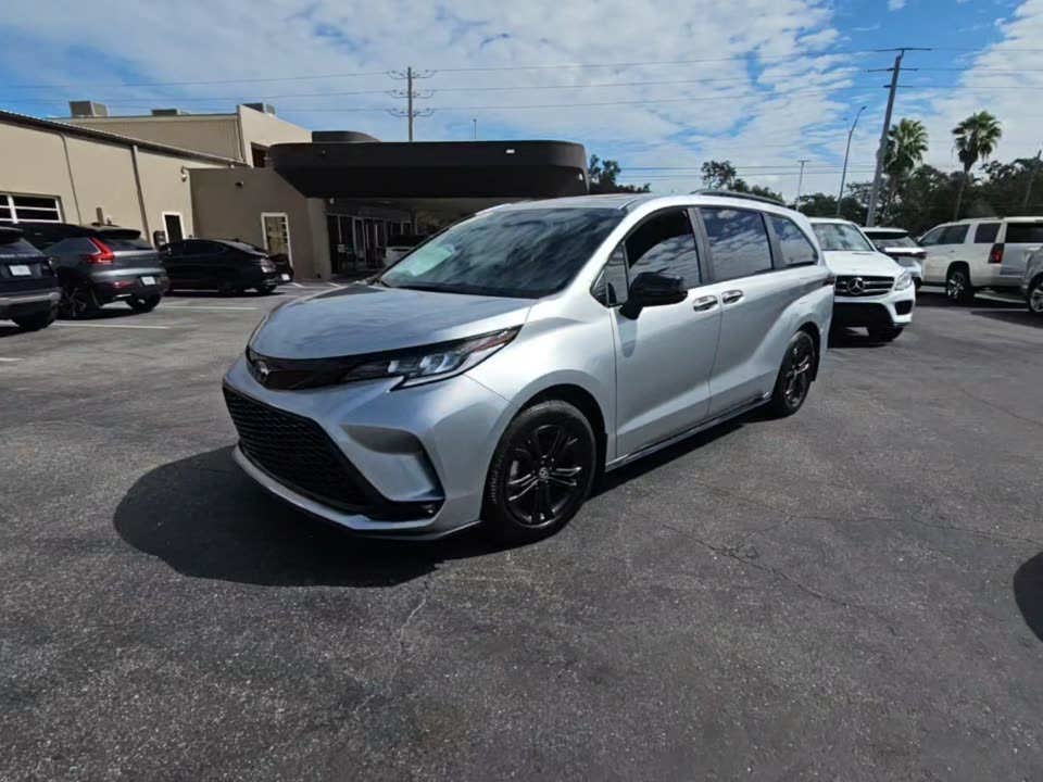 2025 Toyota Sienna XSE AWD