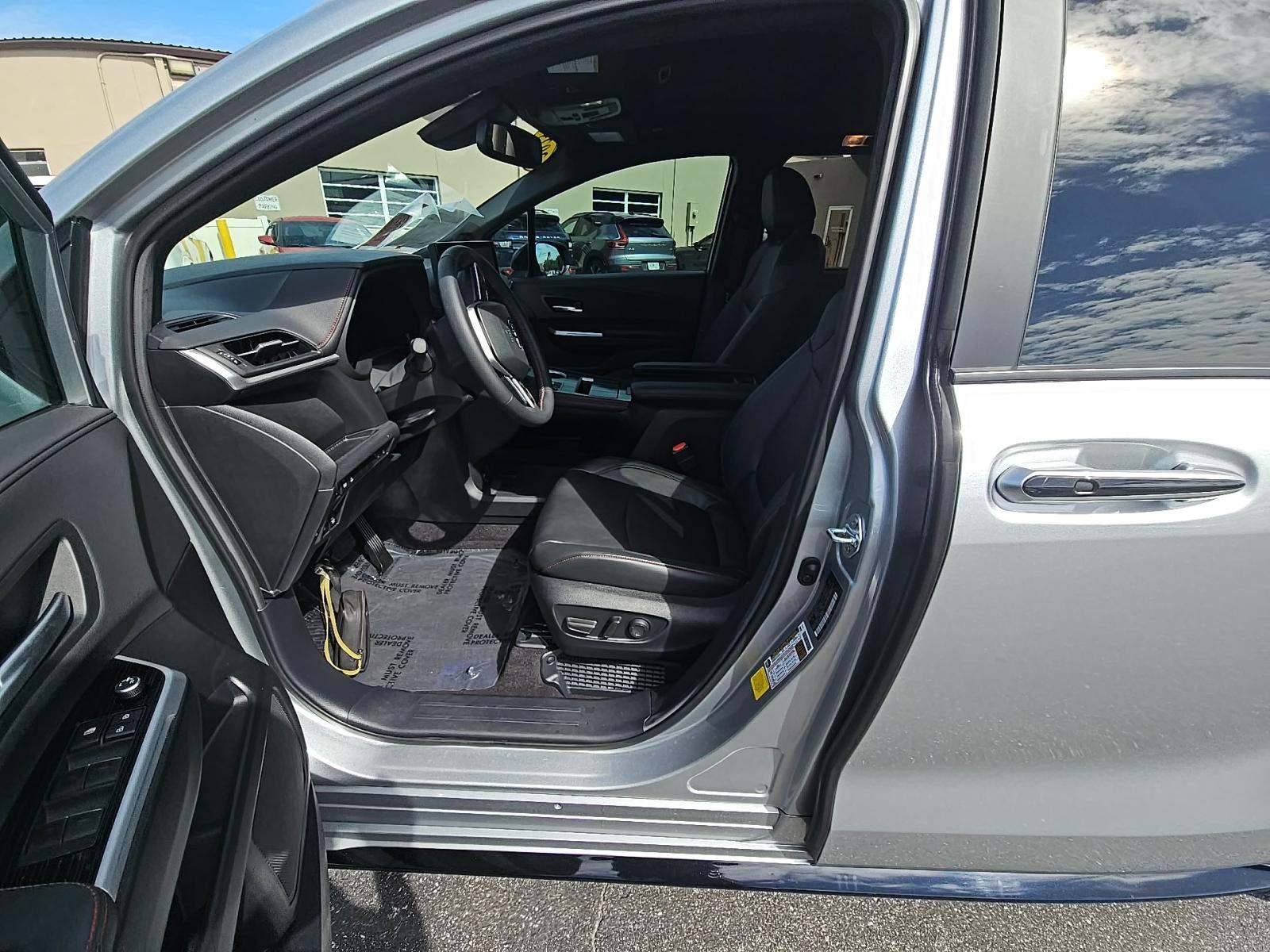 2025 Toyota Sienna XSE AWD