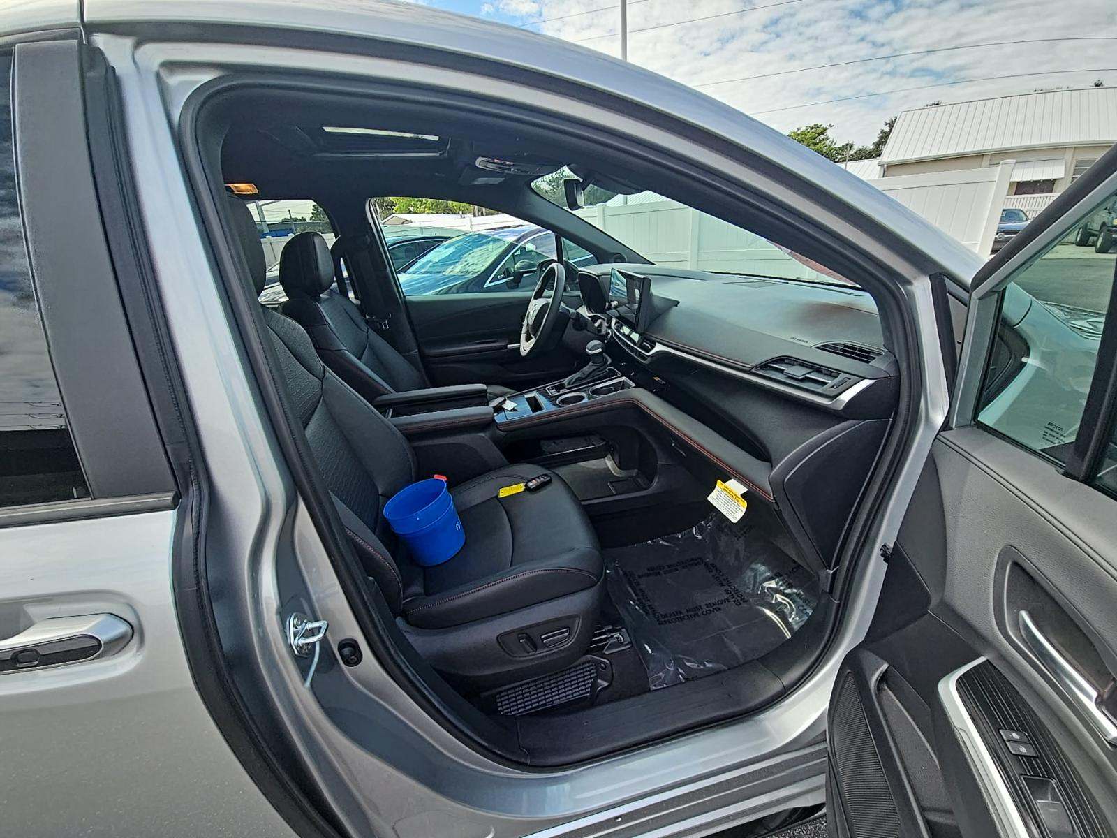 2025 Toyota Sienna XSE AWD