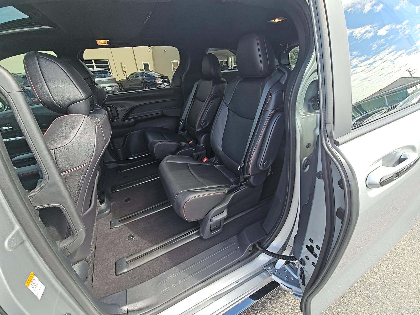 2025 Toyota Sienna XSE AWD