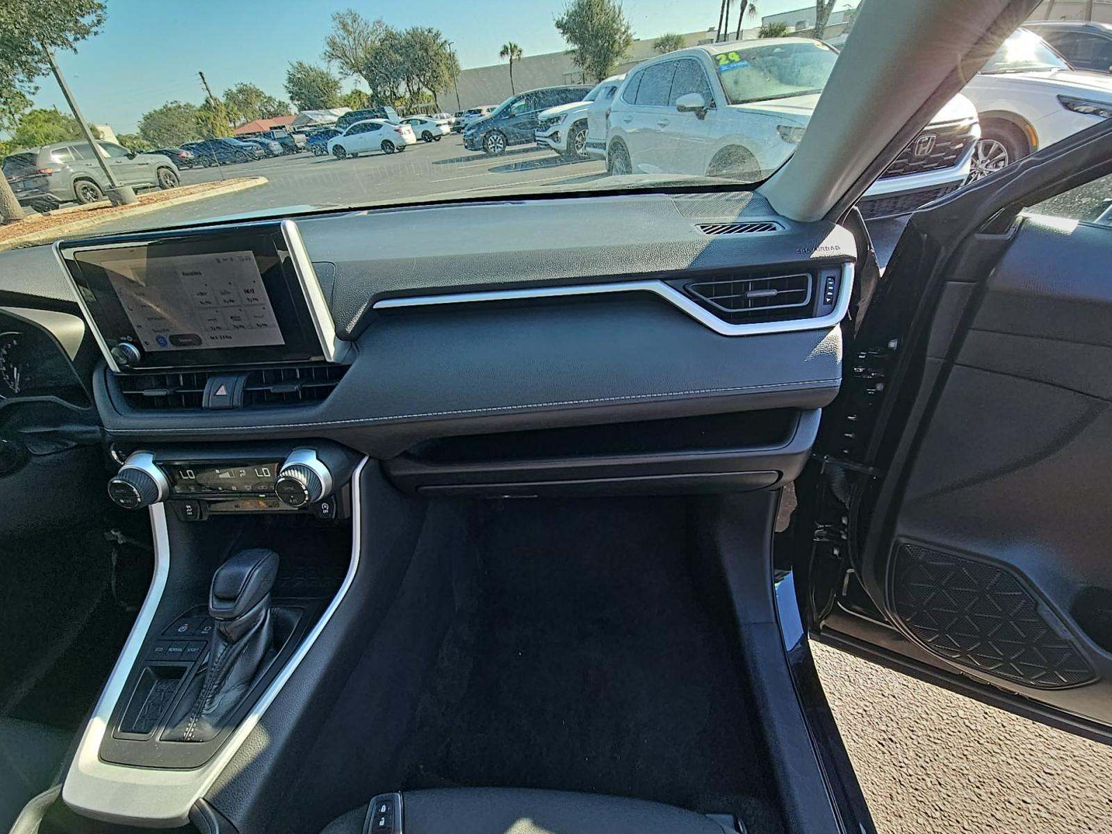 2023 Toyota RAV4 XLE FWD