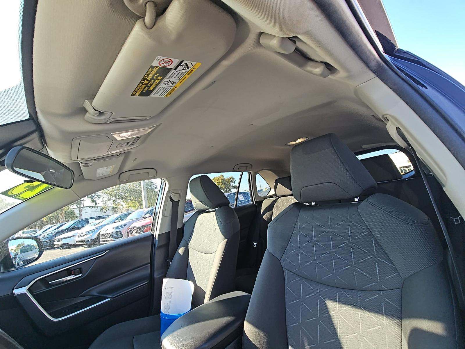 2023 Toyota RAV4 XLE FWD