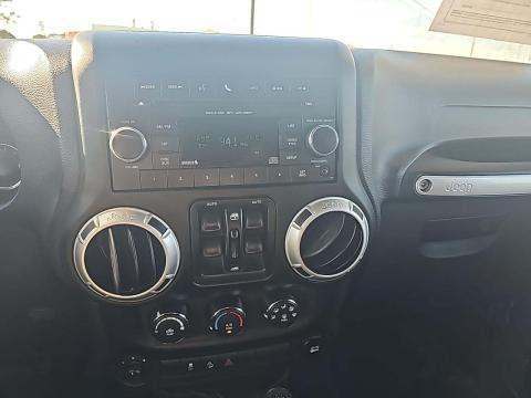 JEEP UNLIMITED SPORT FREEDOM EDITION - 6