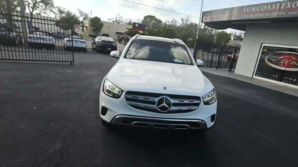 2021 Mercedes-Benz GLC 300