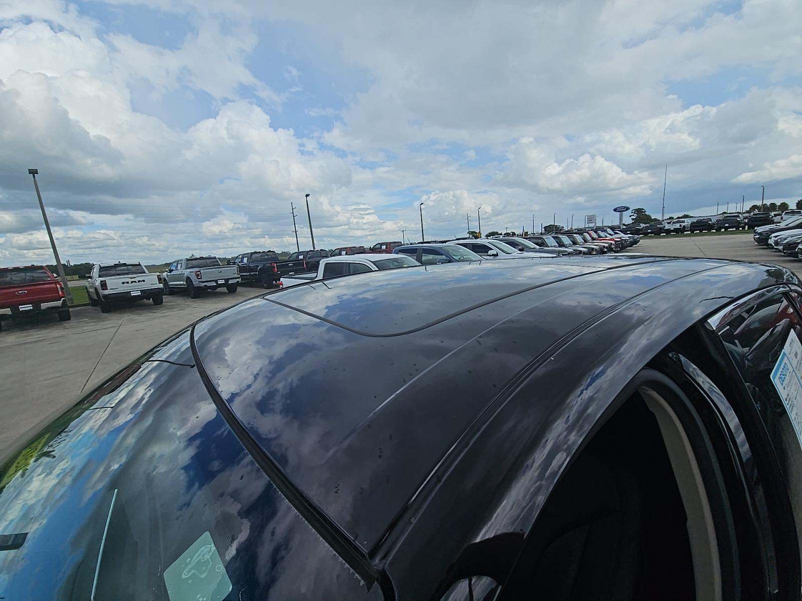 2022 Lincoln Nautilus Reserve AWD