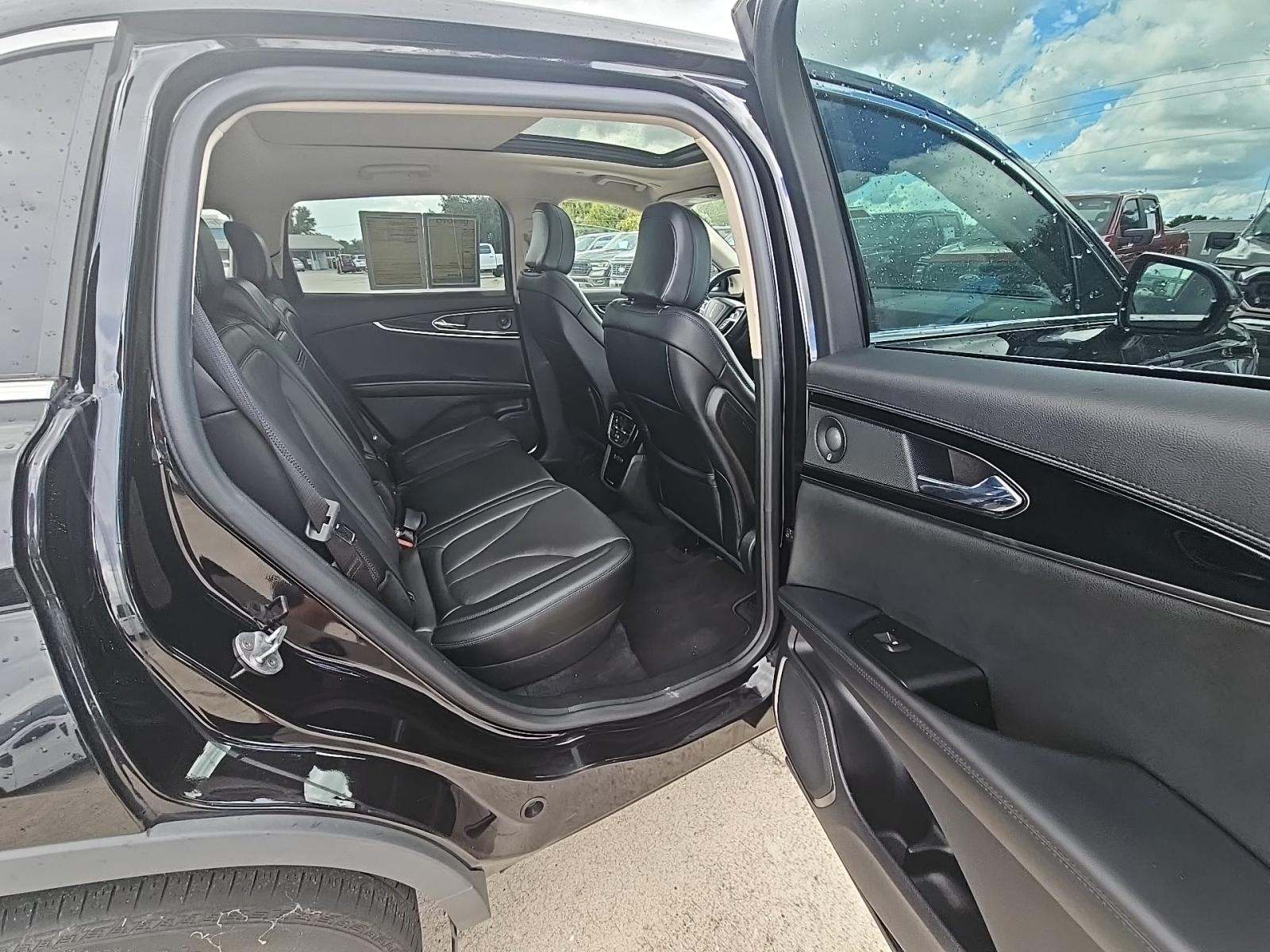 2022 Lincoln Nautilus Reserve AWD