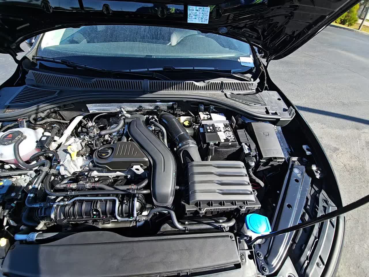 2025 Volkswagen Jetta 1.5T SE FWD