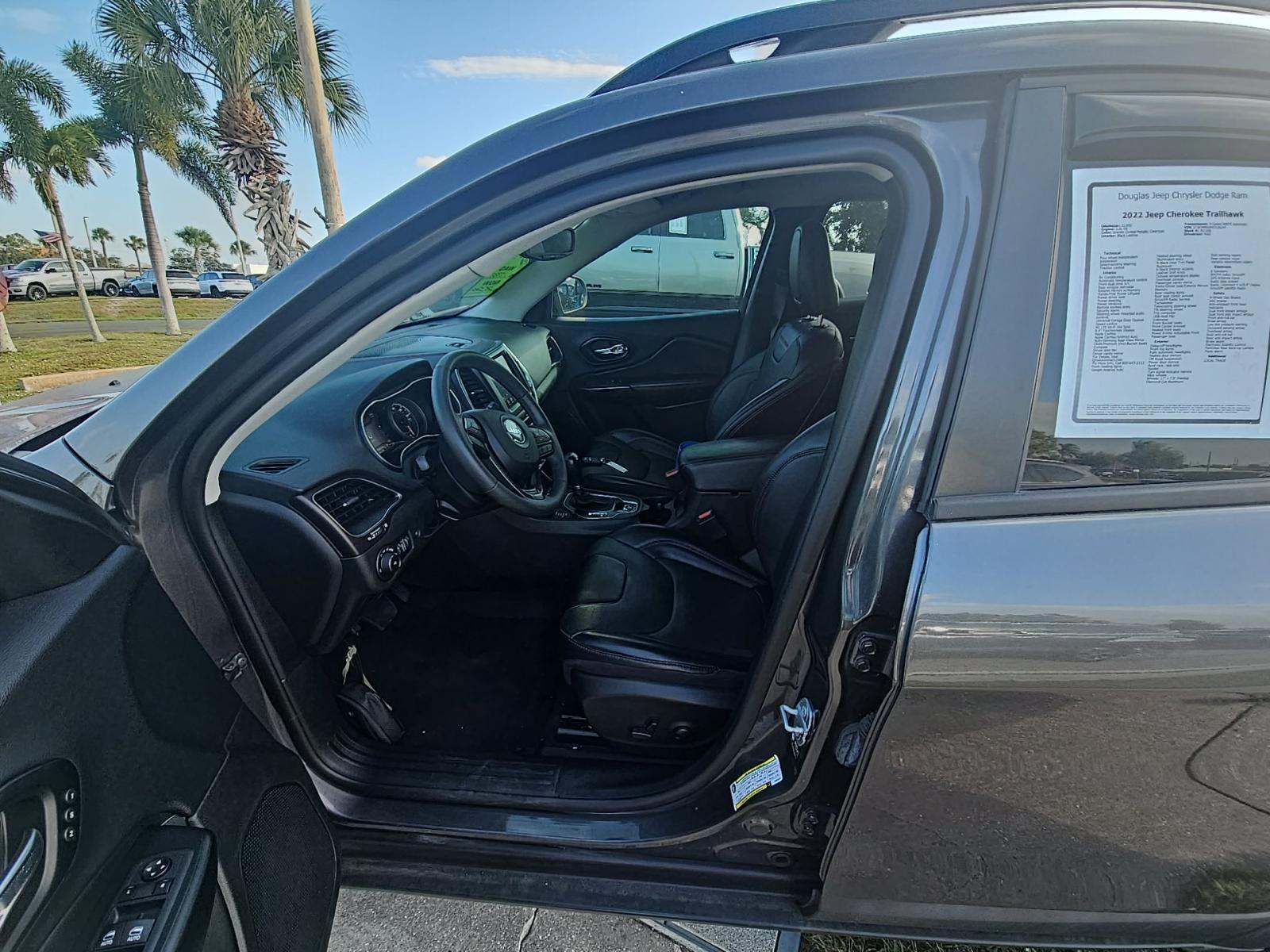 2022 Jeep Cherokee Trailhawk AWD