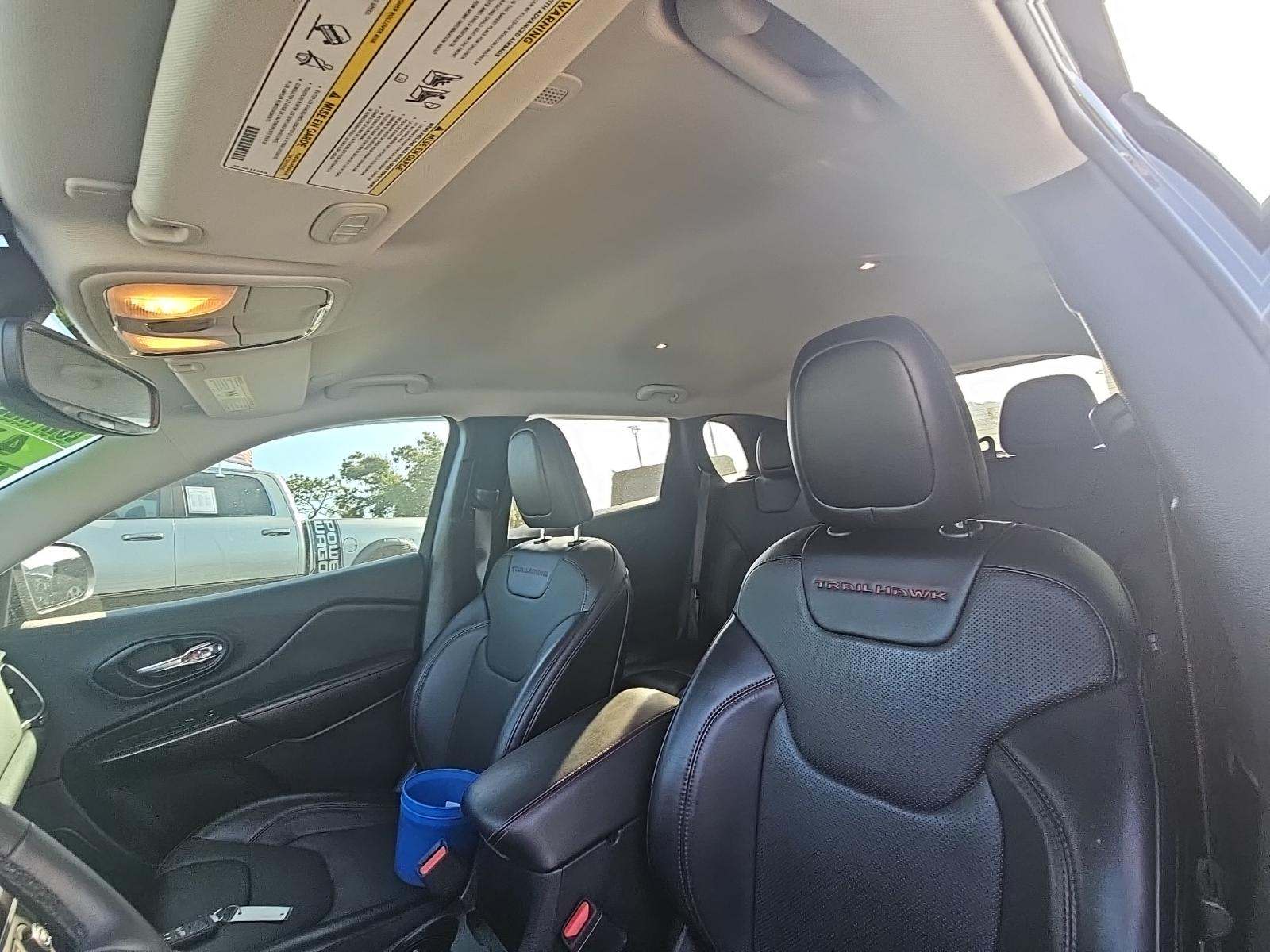 2022 Jeep Cherokee Trailhawk AWD