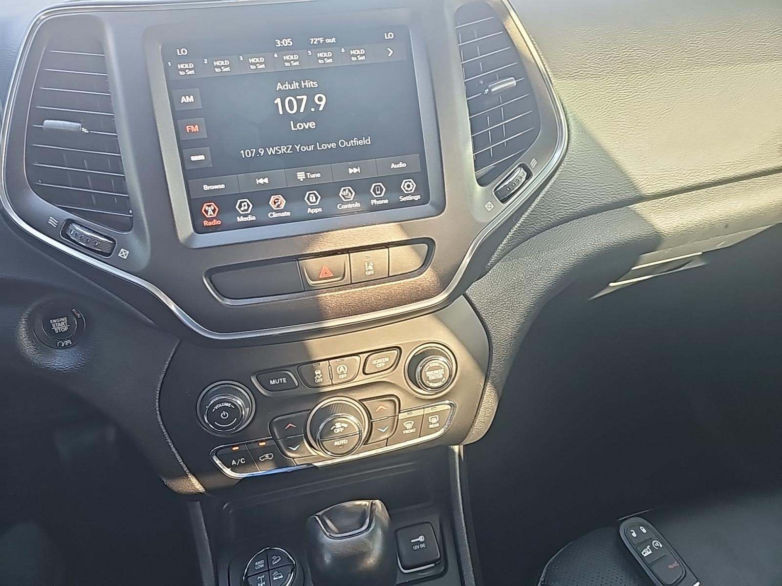 2022 Jeep Cherokee Trailhawk AWD