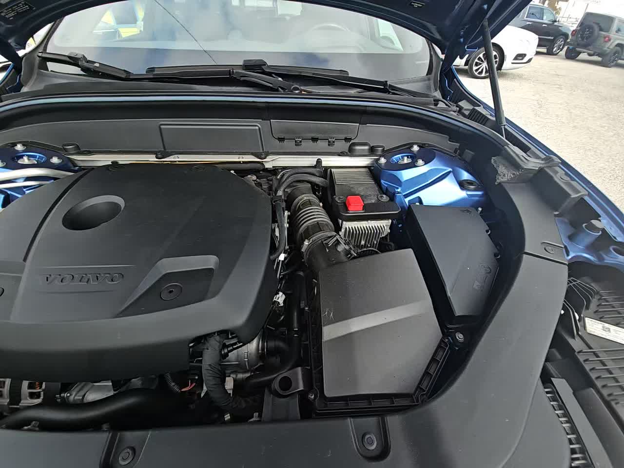 2018 Volvo XC60 T6 R-Design AWD