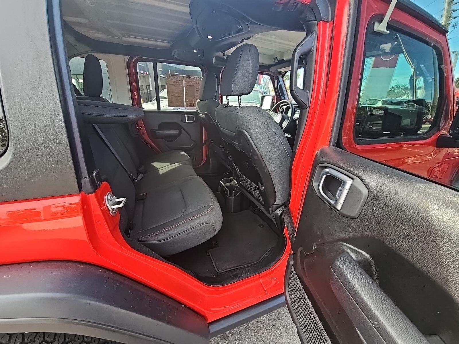 2024 Jeep Wrangler Rubicon AWD