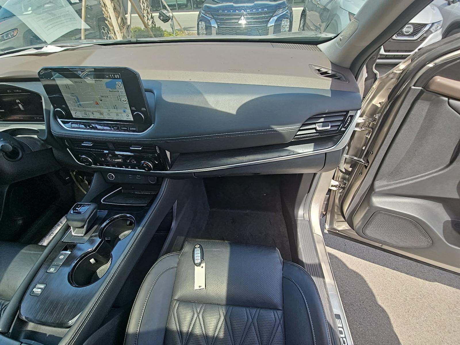 2022 Nissan Rogue Platinum FWD