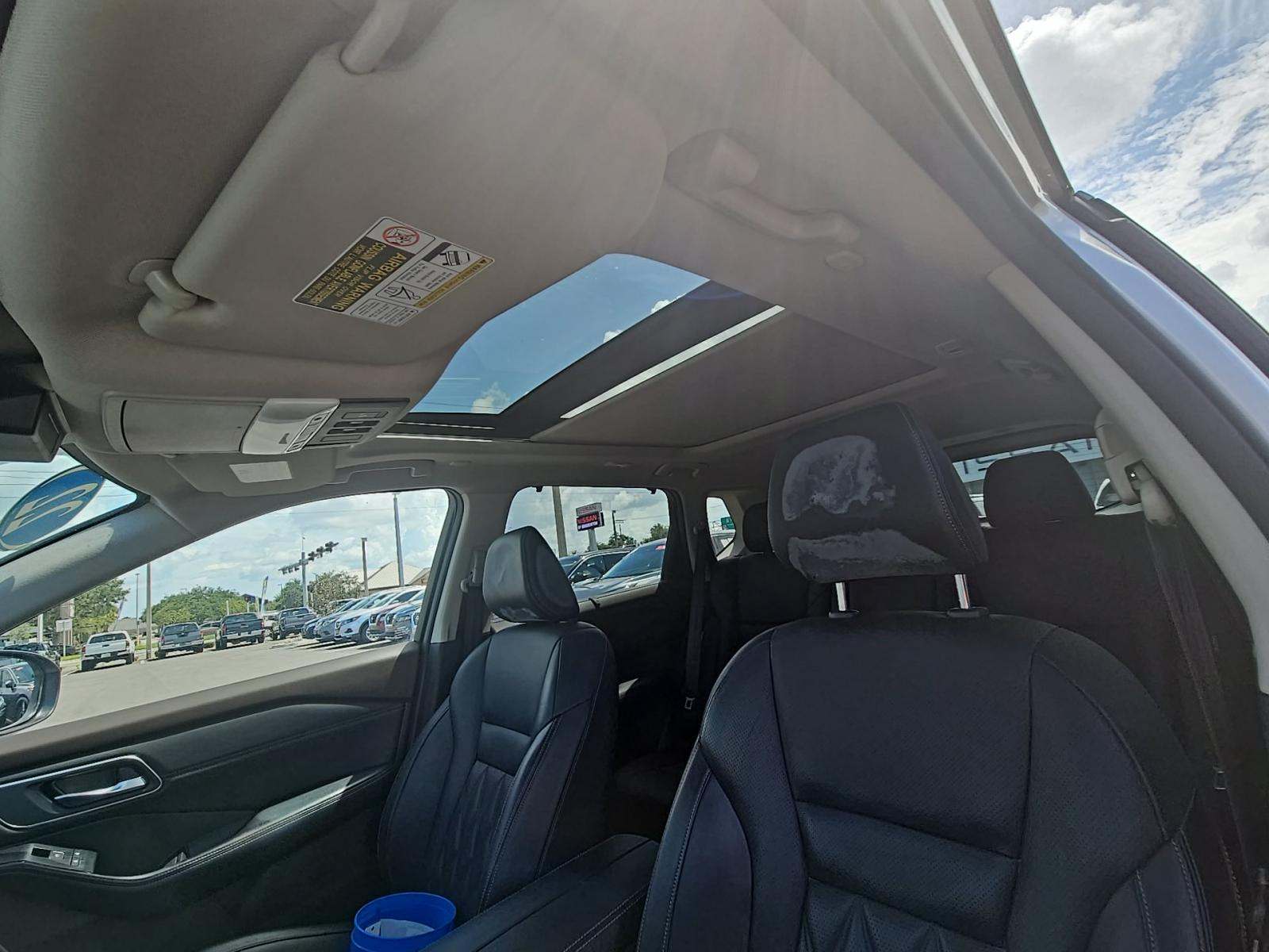 2022 Nissan Rogue Platinum FWD