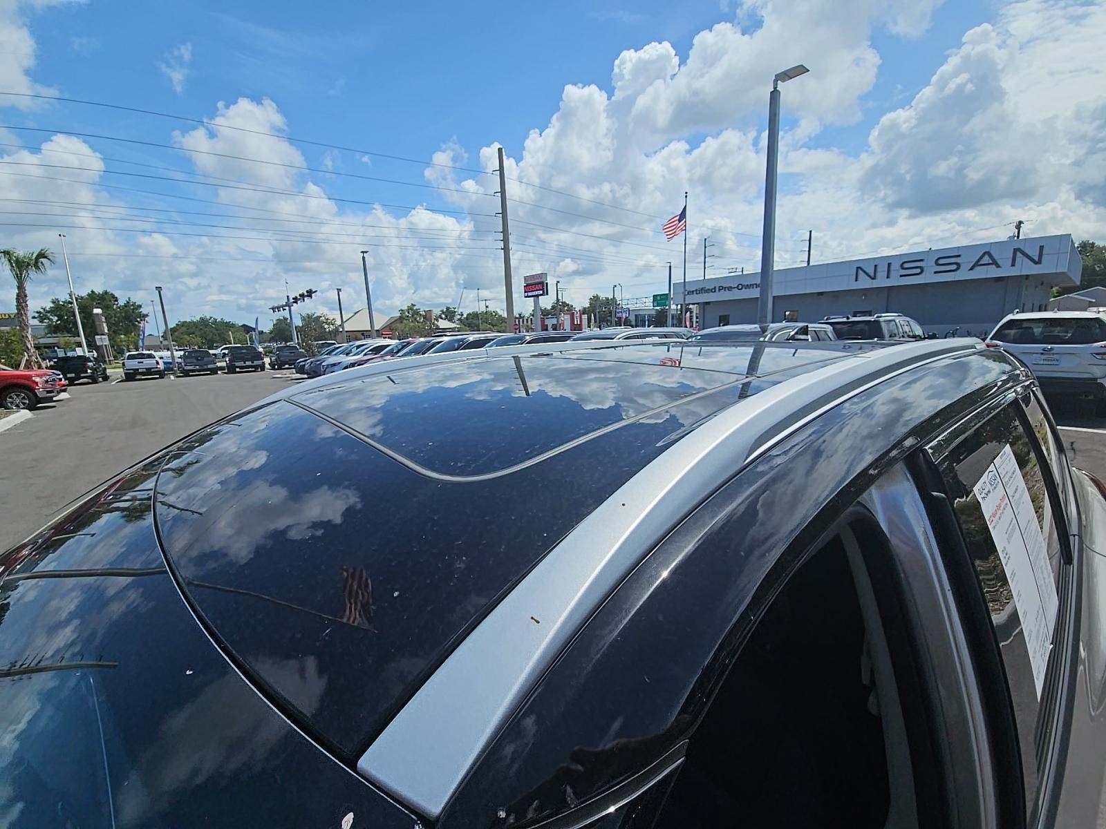 2022 Nissan Rogue Platinum FWD