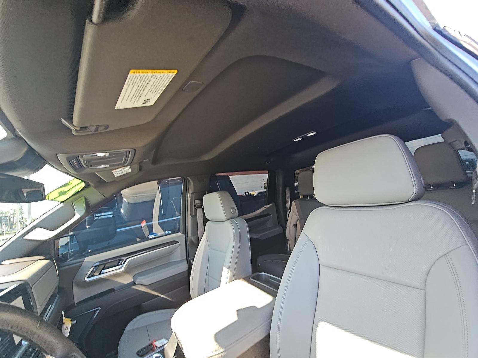 2025 Chevrolet Silverado 1500 LTZ AWD