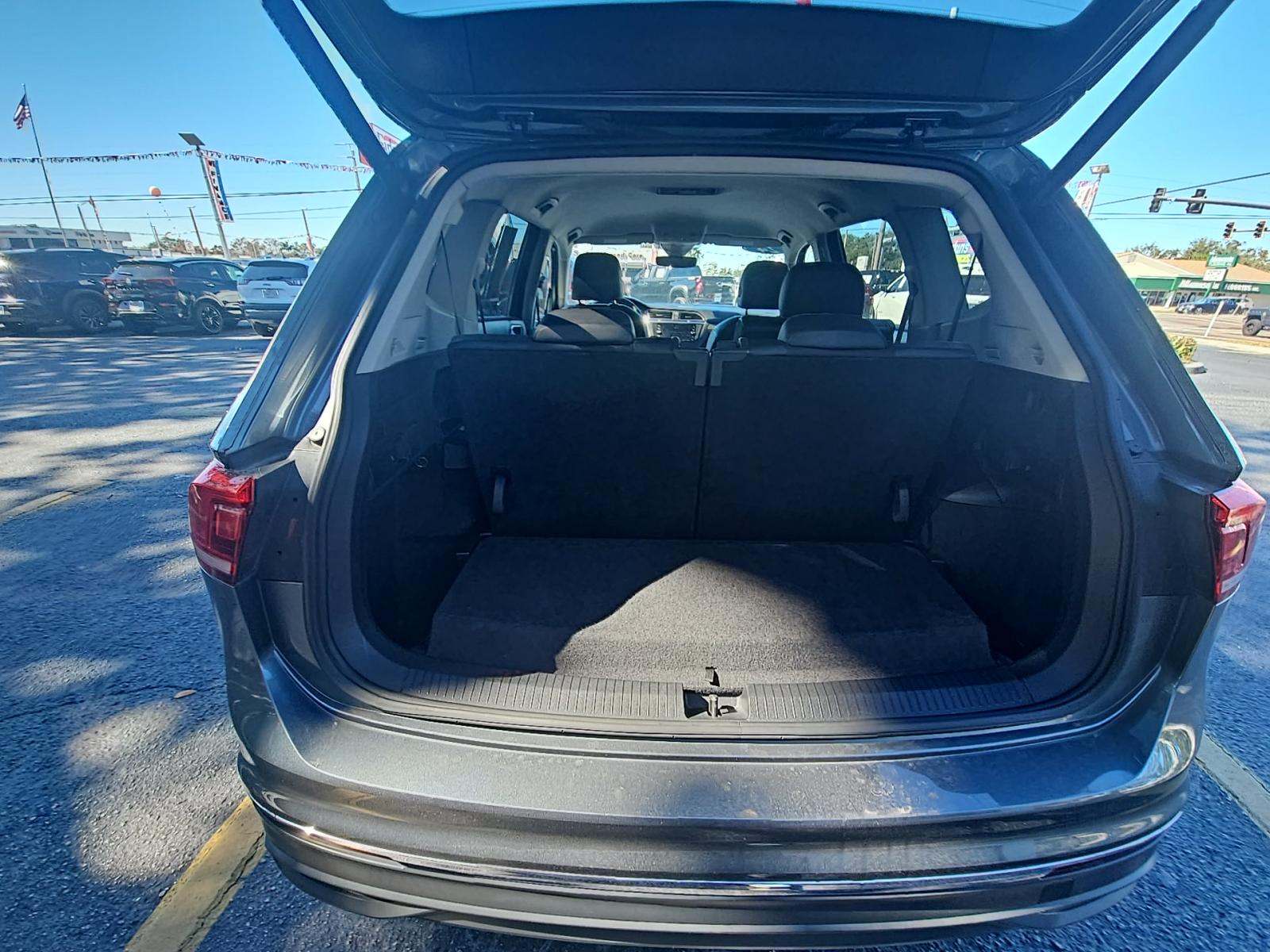 2024 Volkswagen Tiguan 2.0T SE FWD