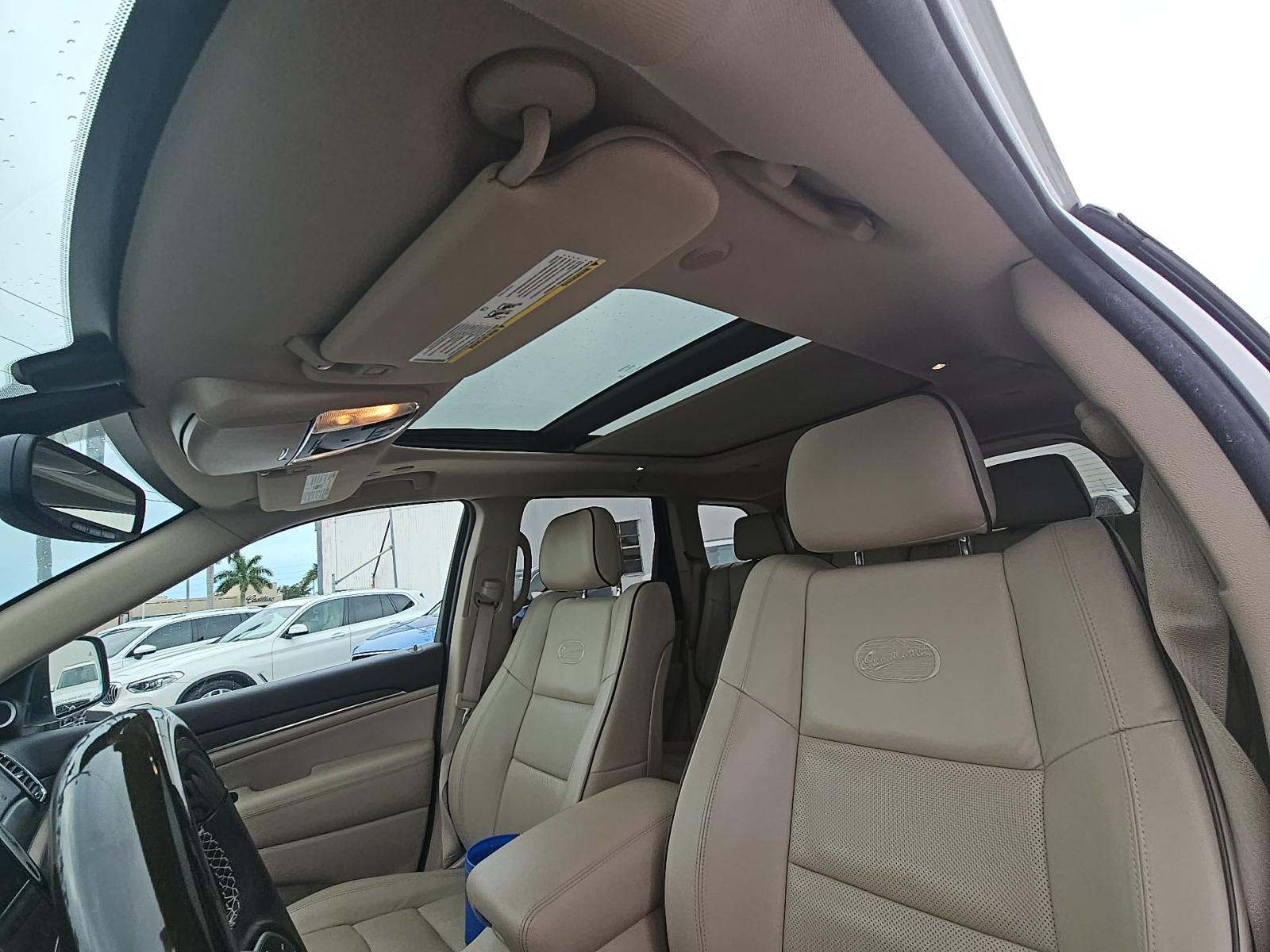 2019 Jeep Grand Cherokee Overland RWD